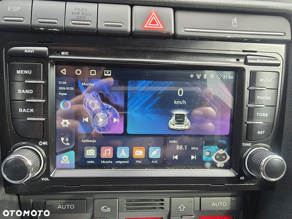 Audi A4 Avant 2.0 TDI DPF quattro - 34