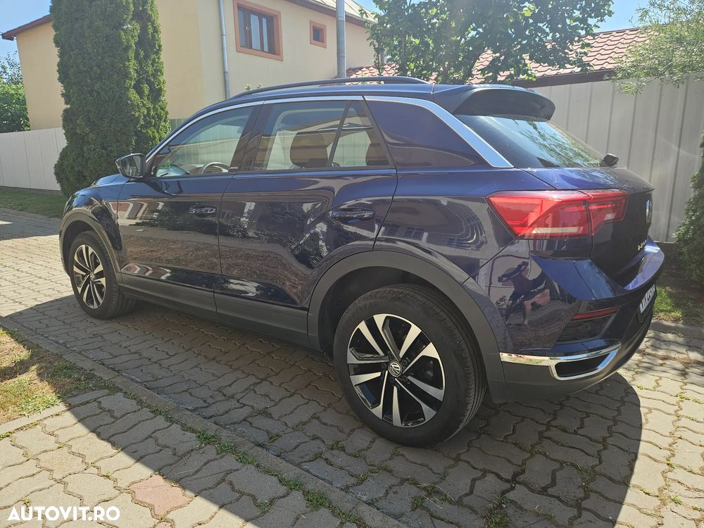 Volkswagen T-Roc - 9