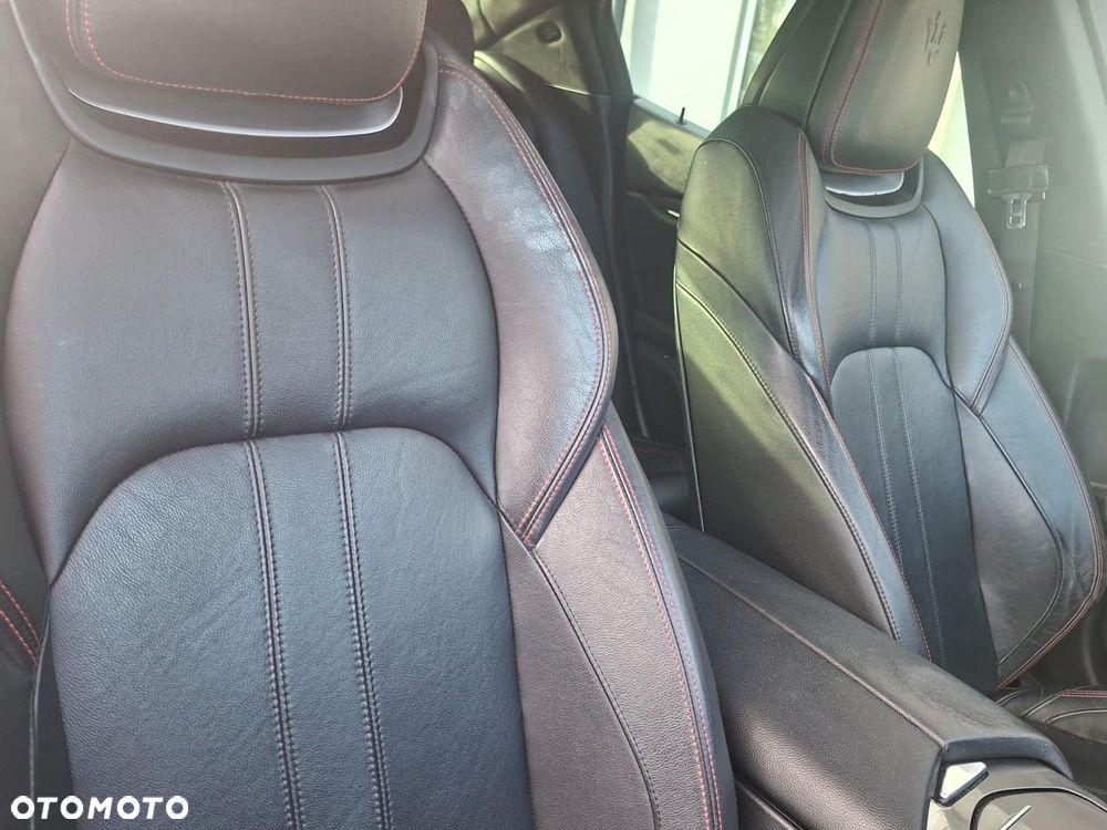 Maserati Ghibli GranSport - 28