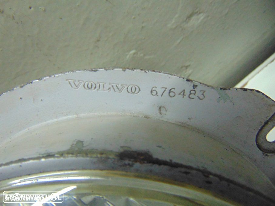 Volvo antigo - faróis - 4