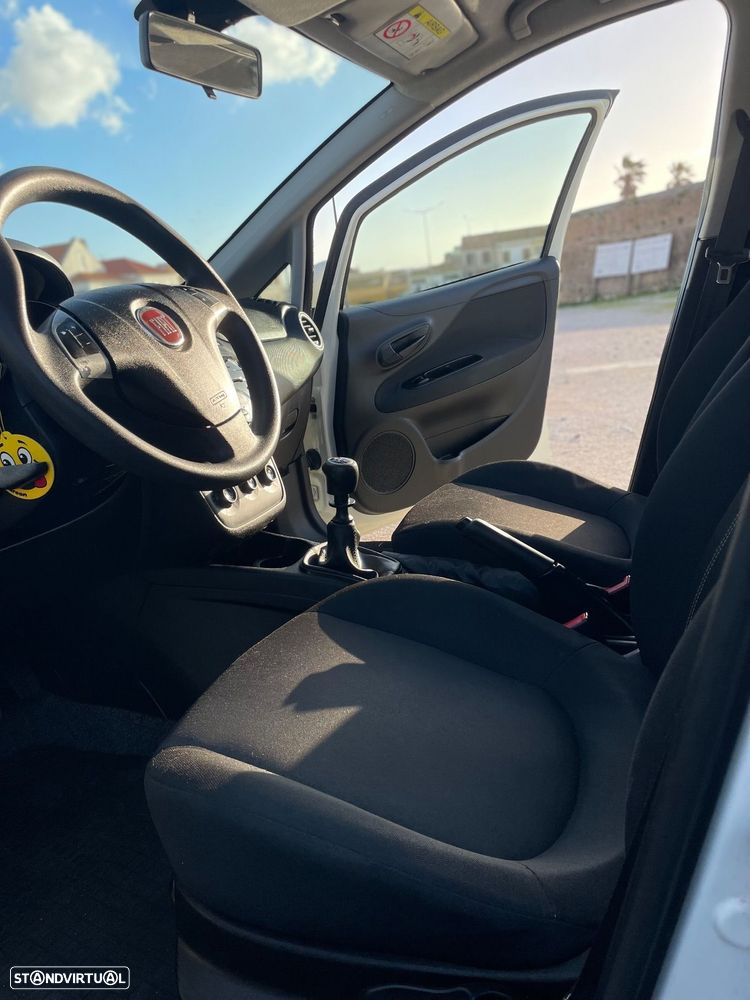 Fiat Punto 1.2 Lounge Start&Stop - 8