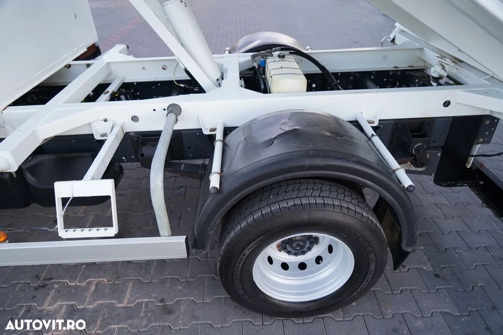 Iveco DAILY 70-180 / BASCULATOR SPATE 2.8 M / MASĂ NETĂ: 7.0 T / DUBLU / BLOCARE PUNȚI - 9