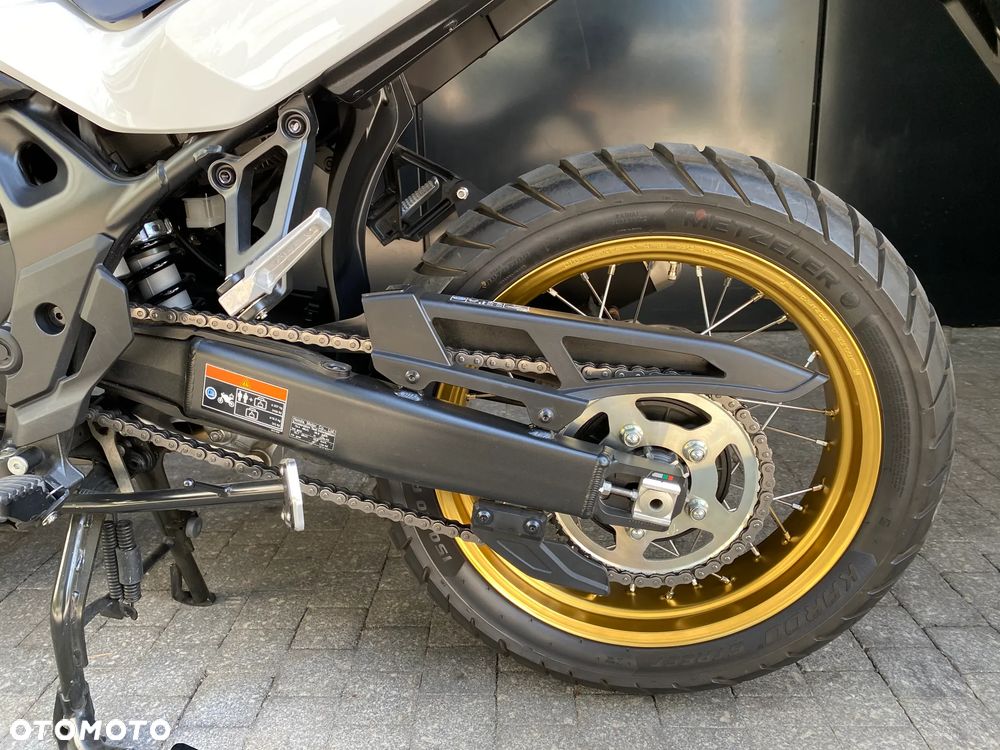 Honda Transalp - 9