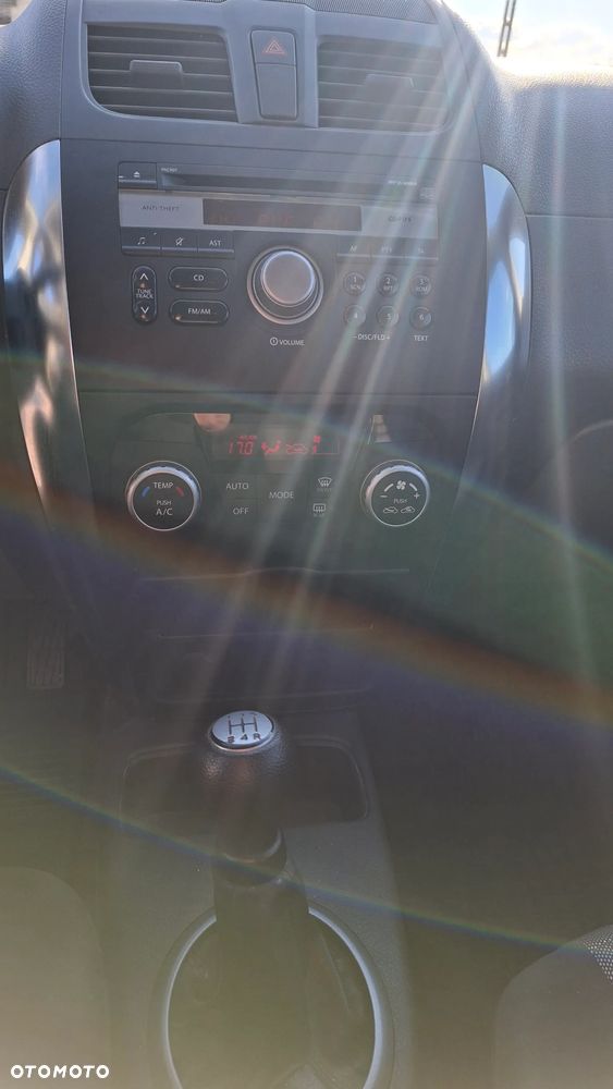 Suzuki SX4 1.6 Comfort 4WD - 12