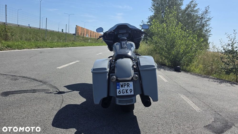 Harley-Davidson Touring Road Glide - 7