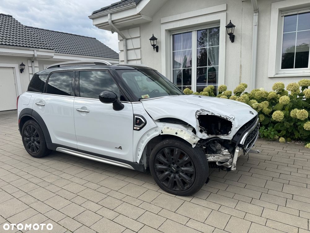MINI Countryman S ALL4 Classic Trim - 3