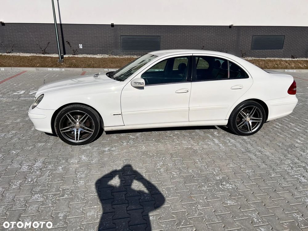 Mercedes-Benz Klasa E 280 CDI T Elegance - 34