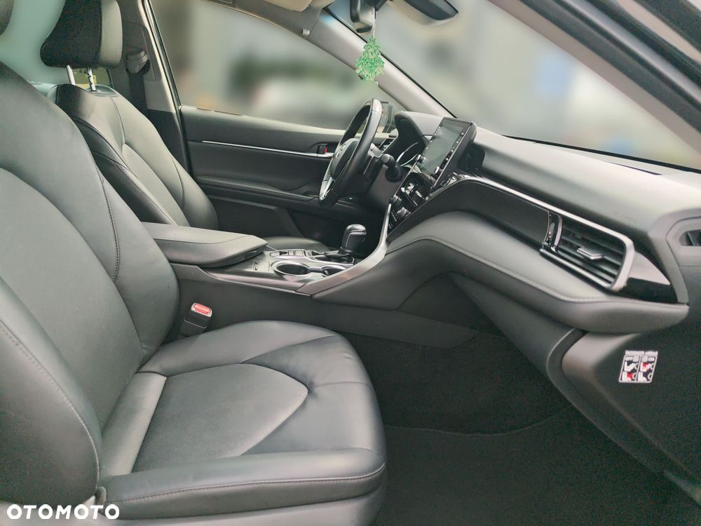 Toyota Camry 2.5 Hybrid Executive CVT - 11