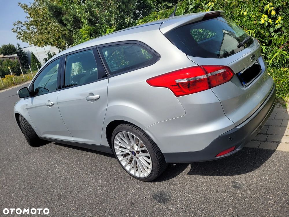 Ford Focus - 26