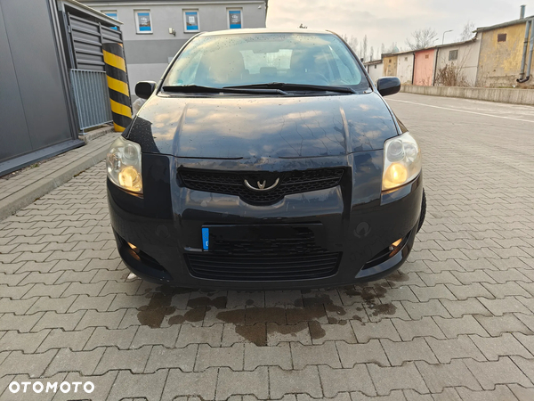 Toyota Auris 1.4 VVT-i