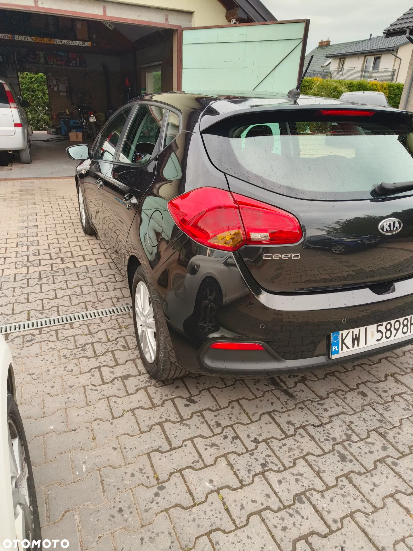 Kia Ceed - 4