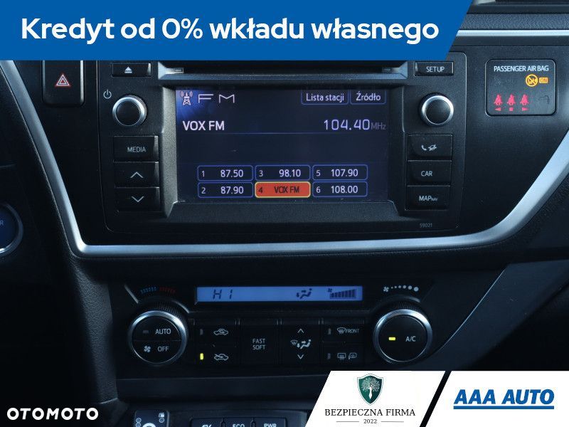Toyota Auris - 13