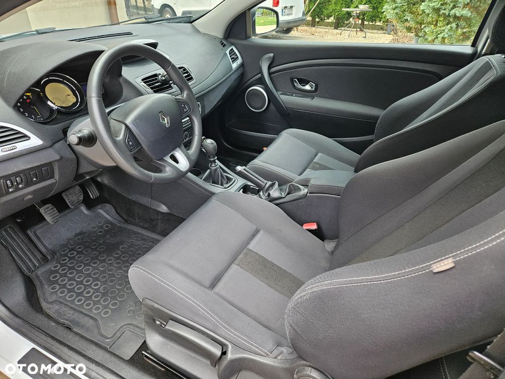 Renault Megane 1.6 16V Exception Euro5 - 6
