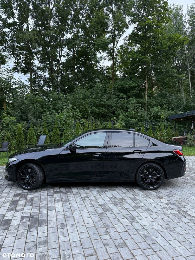 BMW Seria 3 330i xDrive - 3