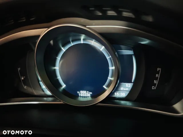 Volvo V40 D3 Momentum - 22