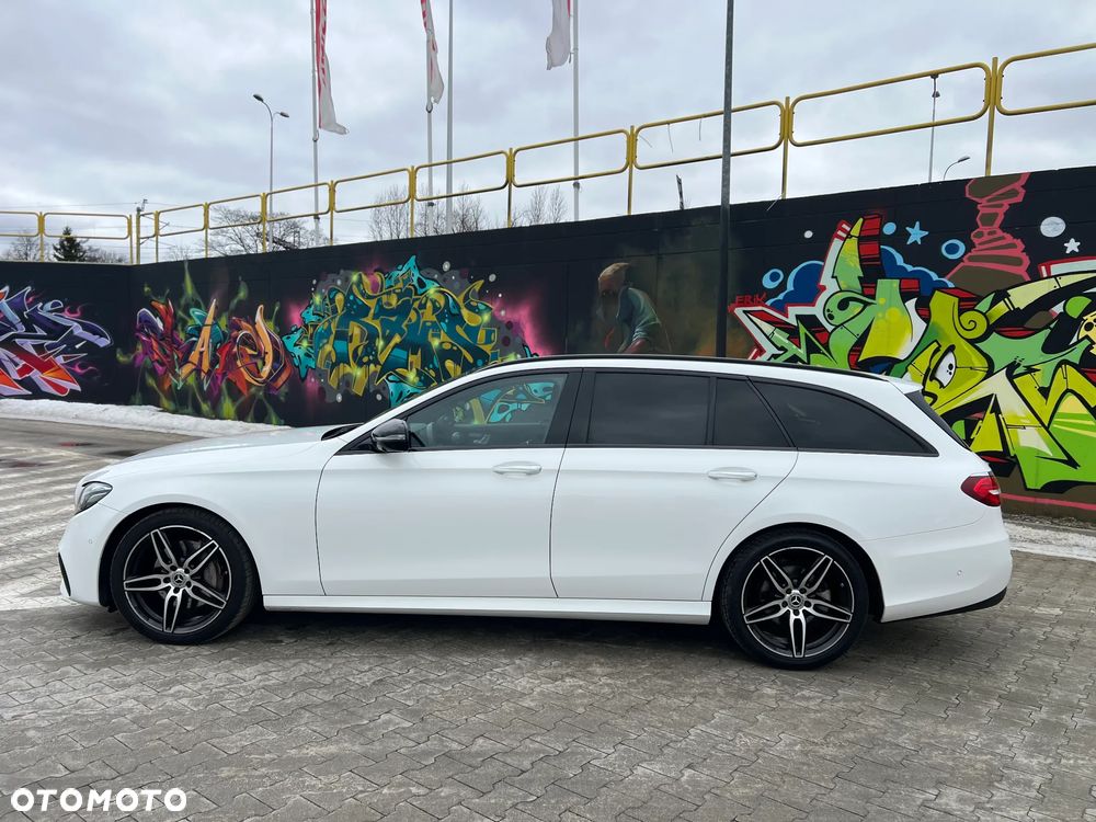 Mercedes-Benz Klasa E 220 d 4-Matic 9G-TRONIC - 4