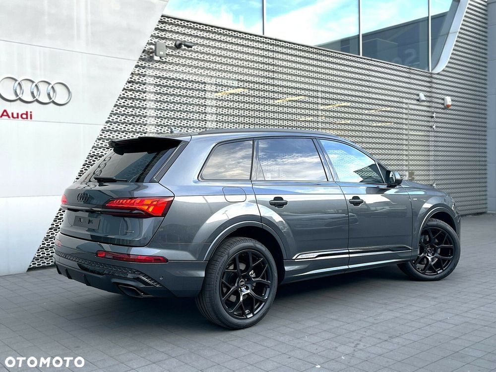 Audi Q7 - 10