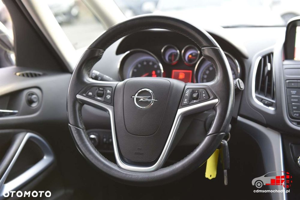 Opel Zafira - 22