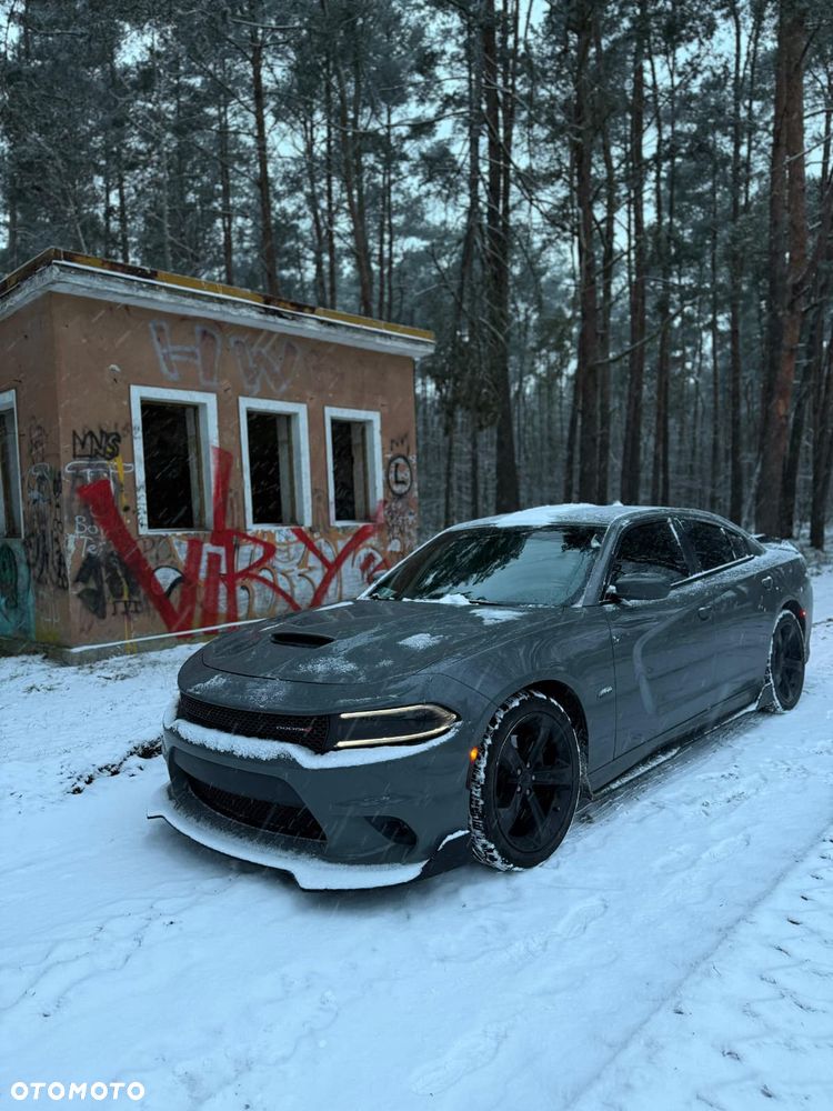 Dodge Charger - 1