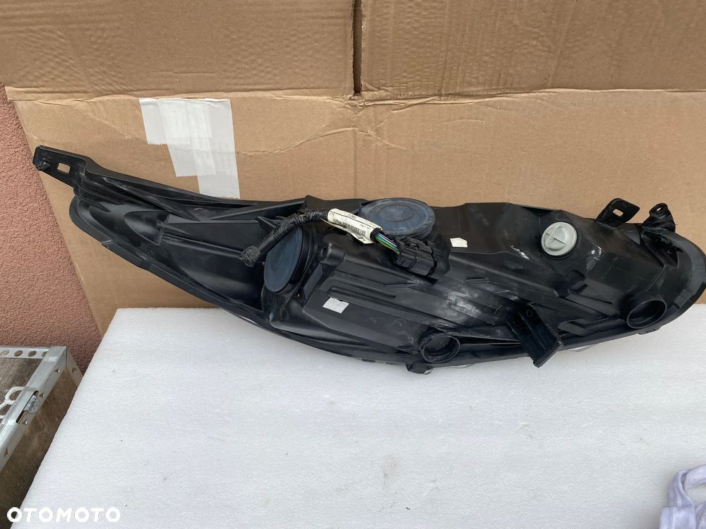 lampy fiesta mk7 lift komplet eu całe - 5