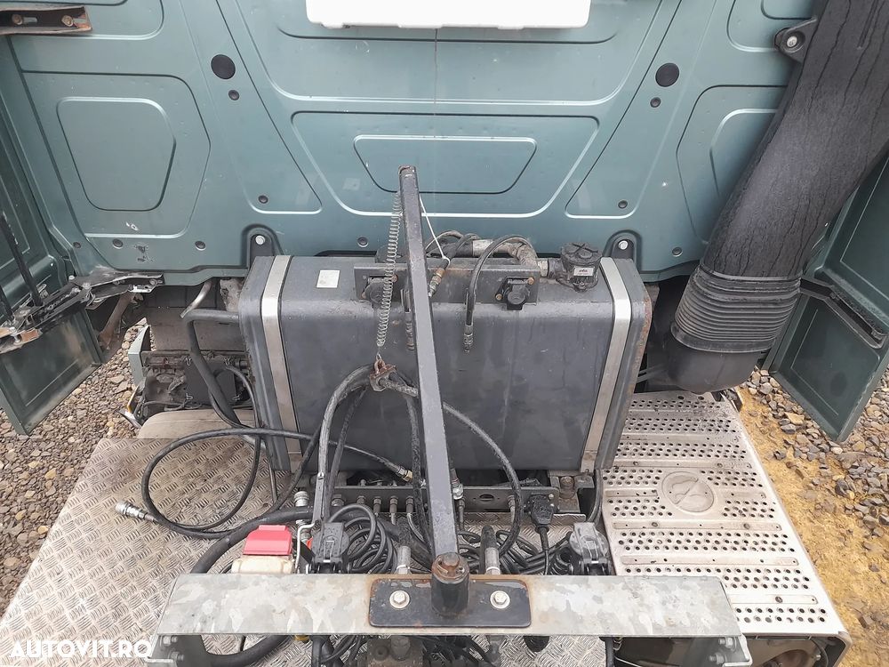 Mercedes-Benz 963-4-D - 13