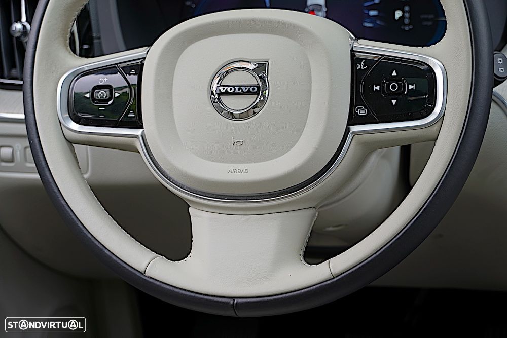 Volvo XC 60 2.0 T6 PHEV Inscription AWD - 27