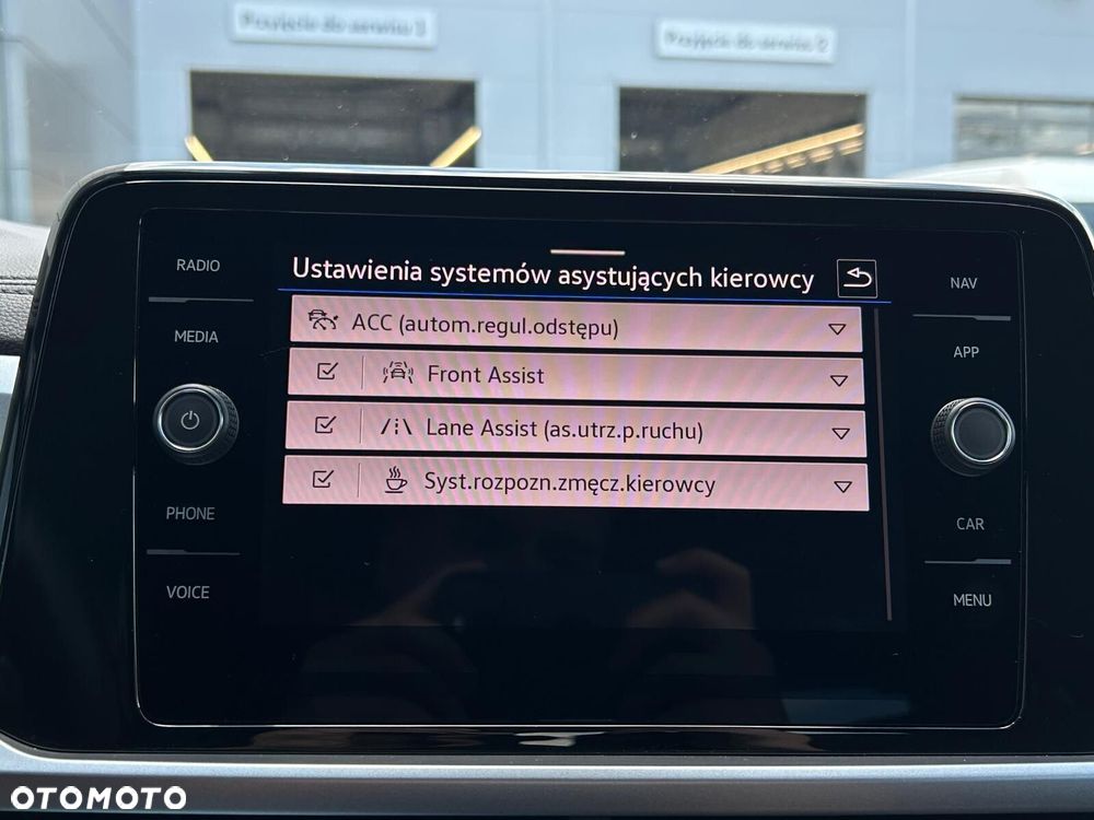 Volkswagen T-Roc 1.5 TSI Life Plus DSG - 29