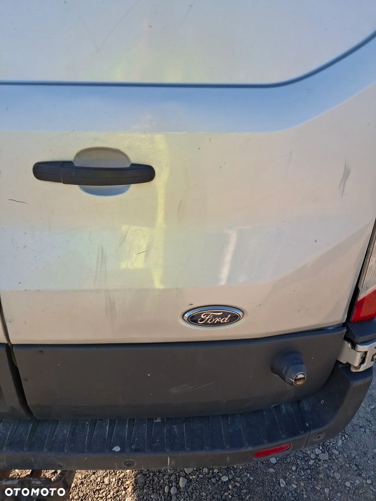 Ford Transit - 11