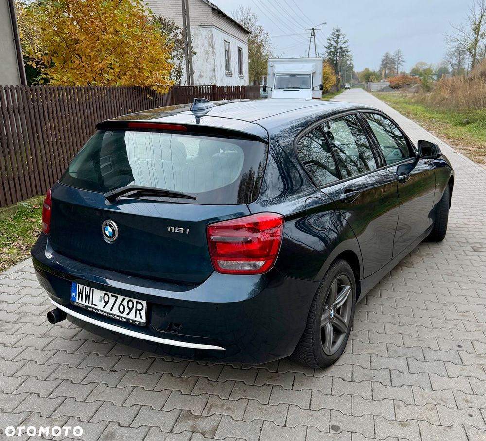 BMW Seria 1 118i Urban Line - 4