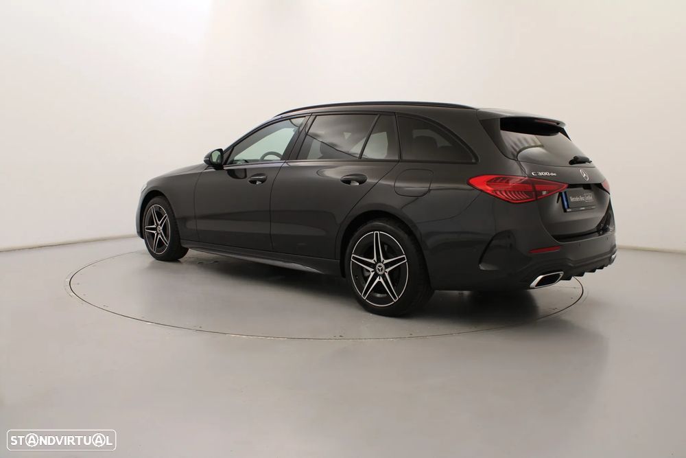 Mercedes-Benz C 300 de AMG Line - 10