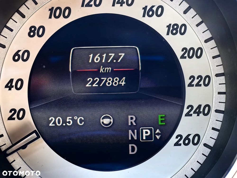 Mercedes-Benz CLS 350 BlueTEC 4Matic 7G-TRONIC - 17