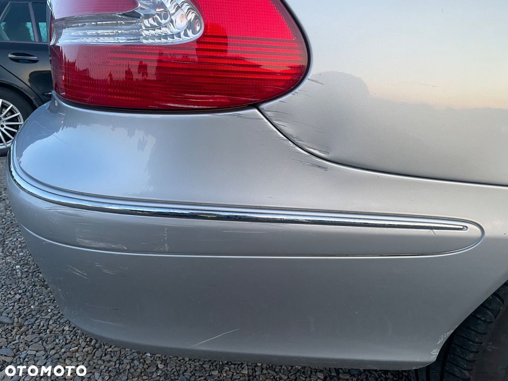Mercedes-Benz CLK - 11