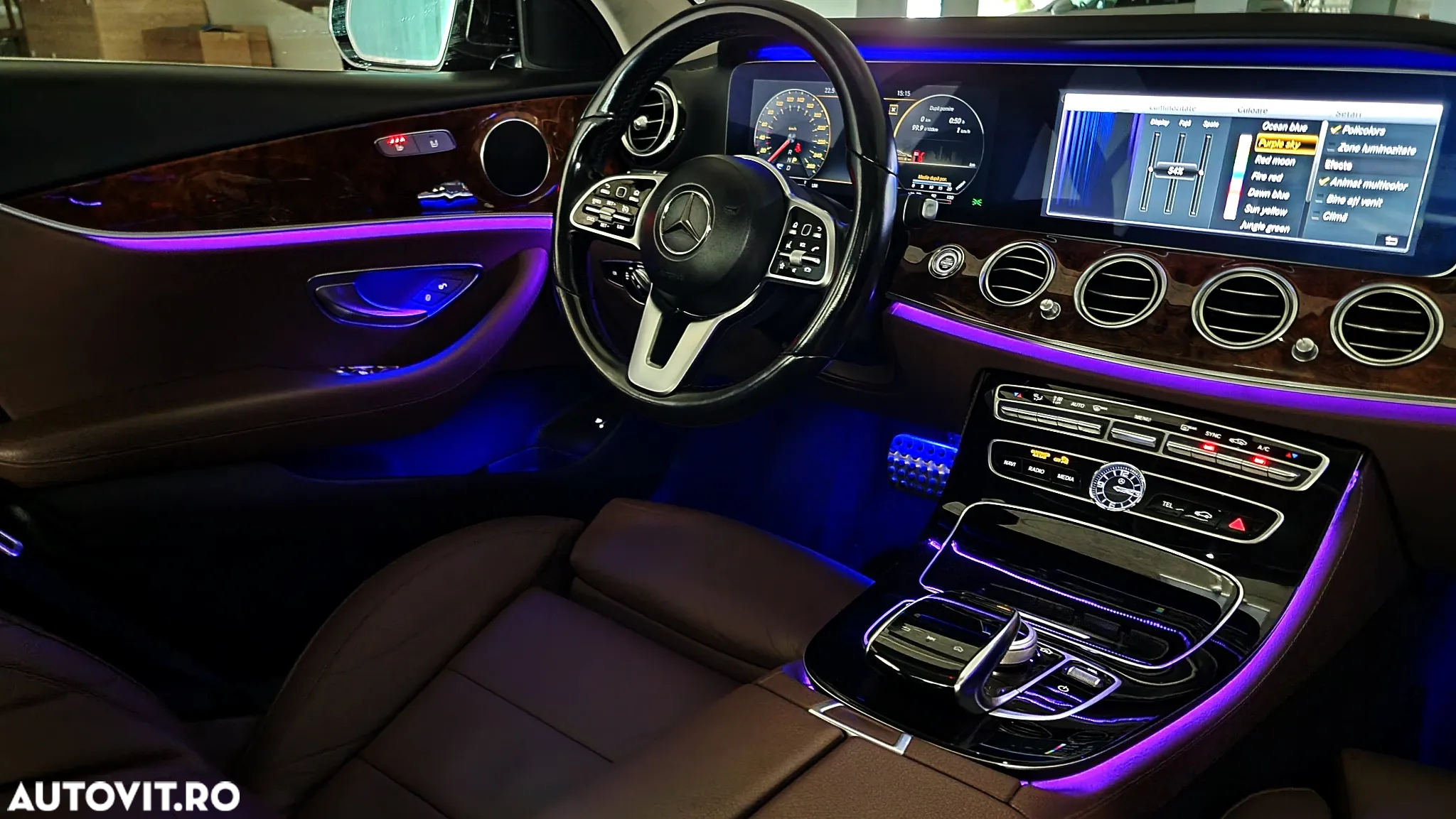 Mercedes-Benz E 220 d T 9G-TRONIC Avantgarde - 37