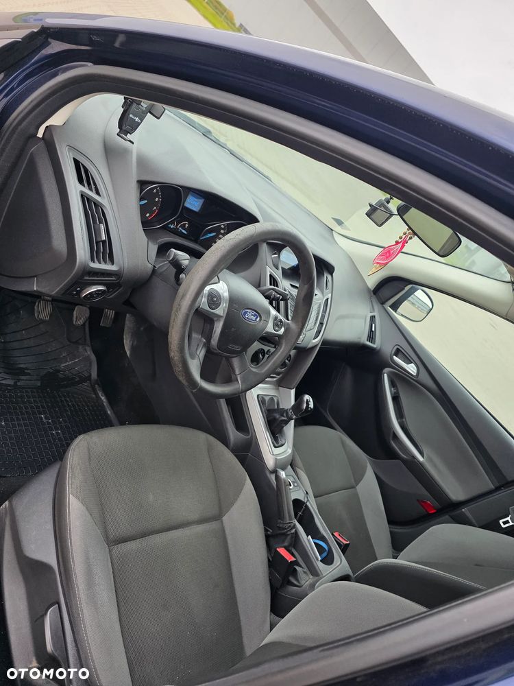 Ford Focus - 12