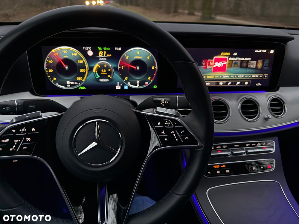 Mercedes-Benz Klasa E 220 d 4Matic 9G-TRONIC AMG Line - 31