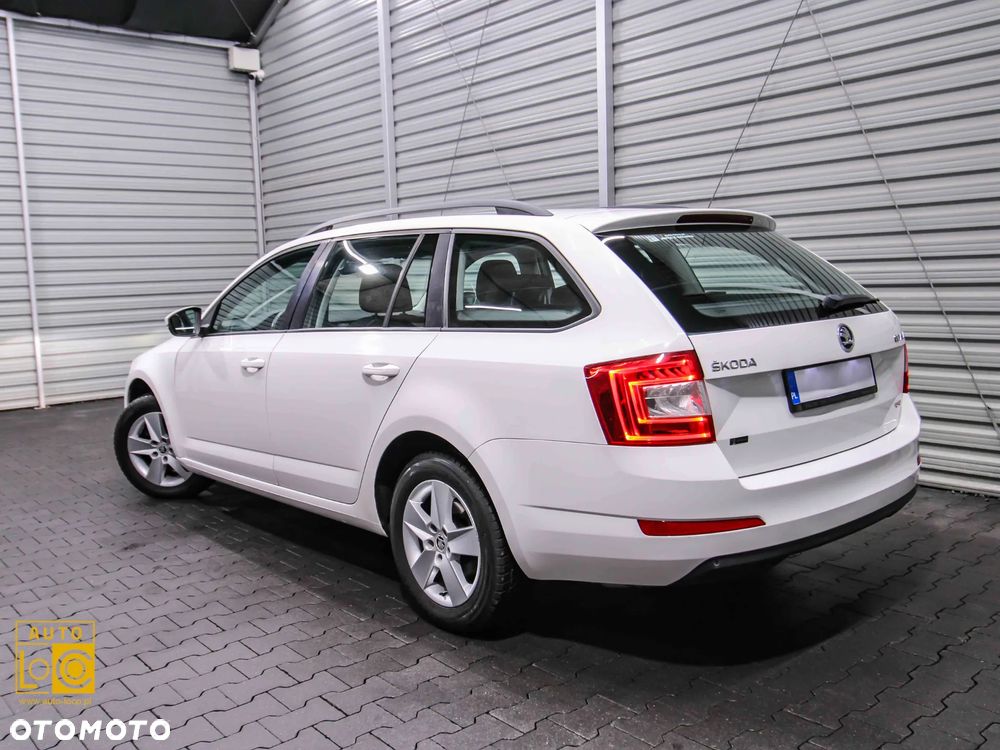 Skoda Octavia 1.6 TDI 4x4 Elegance - 4