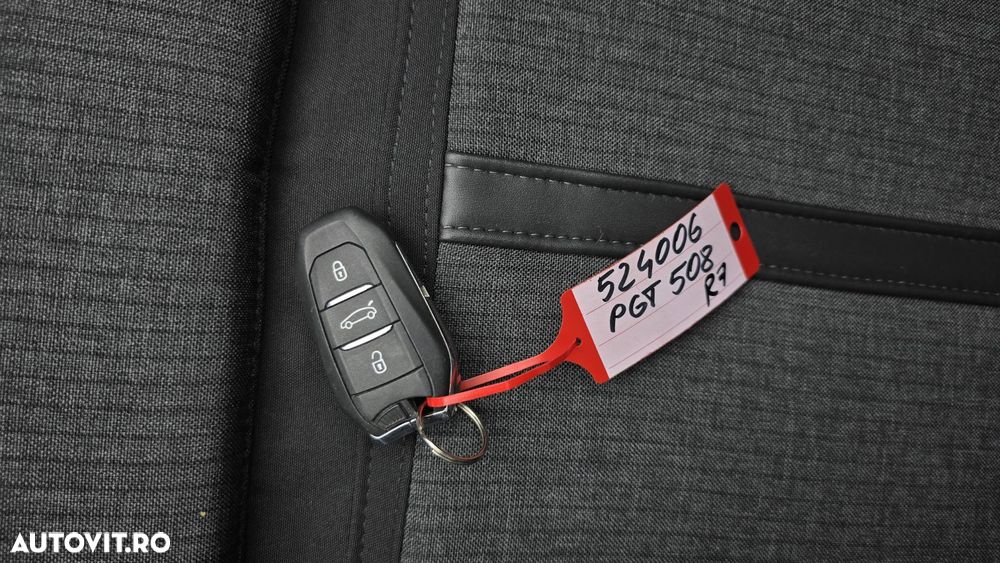 Peugeot 508 SW 1.2 PureTech S&S EAT8 Allure Pack - 21