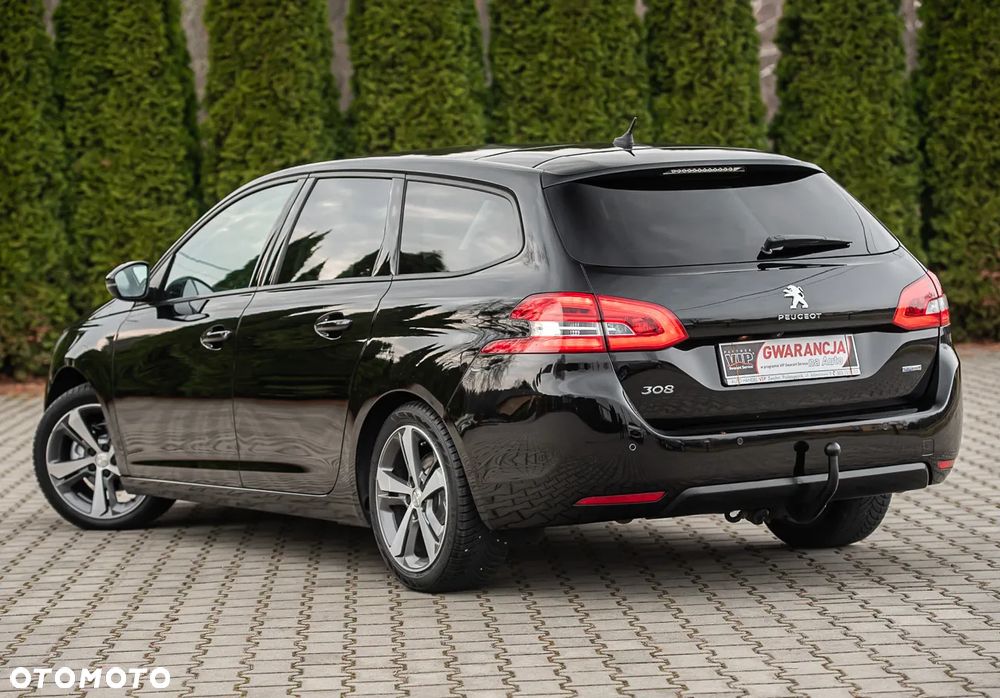 Peugeot 308 PureTech 130 GPF EAT8 Stop & Start Allure Pack - 9