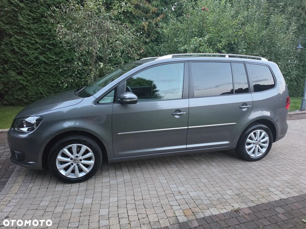Volkswagen Touran 2014 photo 2