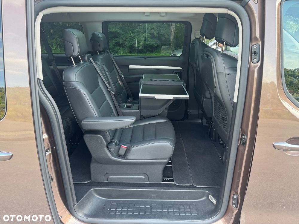 Toyota ProAce Kombi 2.0 D-4D Long 2,8t - 12