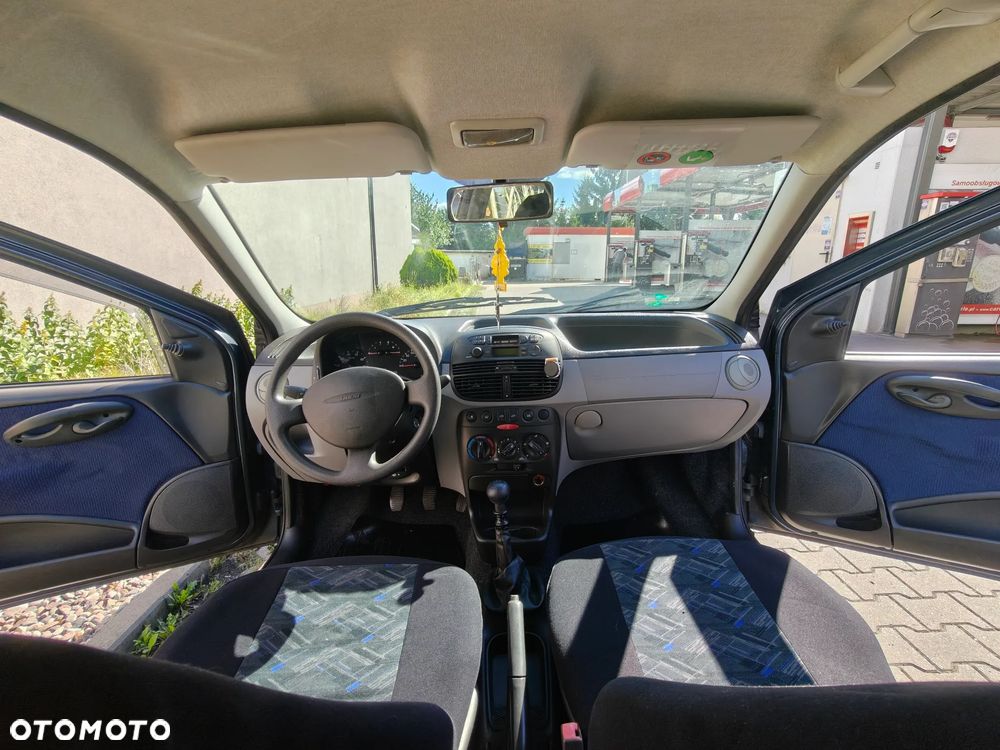 Fiat Punto 1.2 8V ELX - 10
