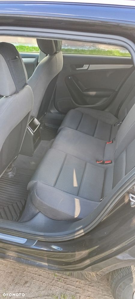 Audi A4 Avant 2.0 TDI - 20