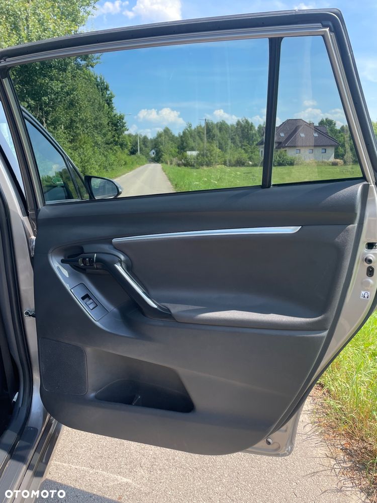 Toyota Verso 1.6 D-4D Active - 13