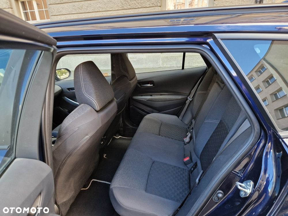 Toyota Corolla 1.8 Hybrid Comfort - 10