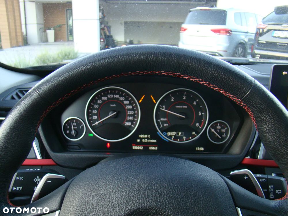 BMW Seria 3 320d xDrive Sport Line - 26