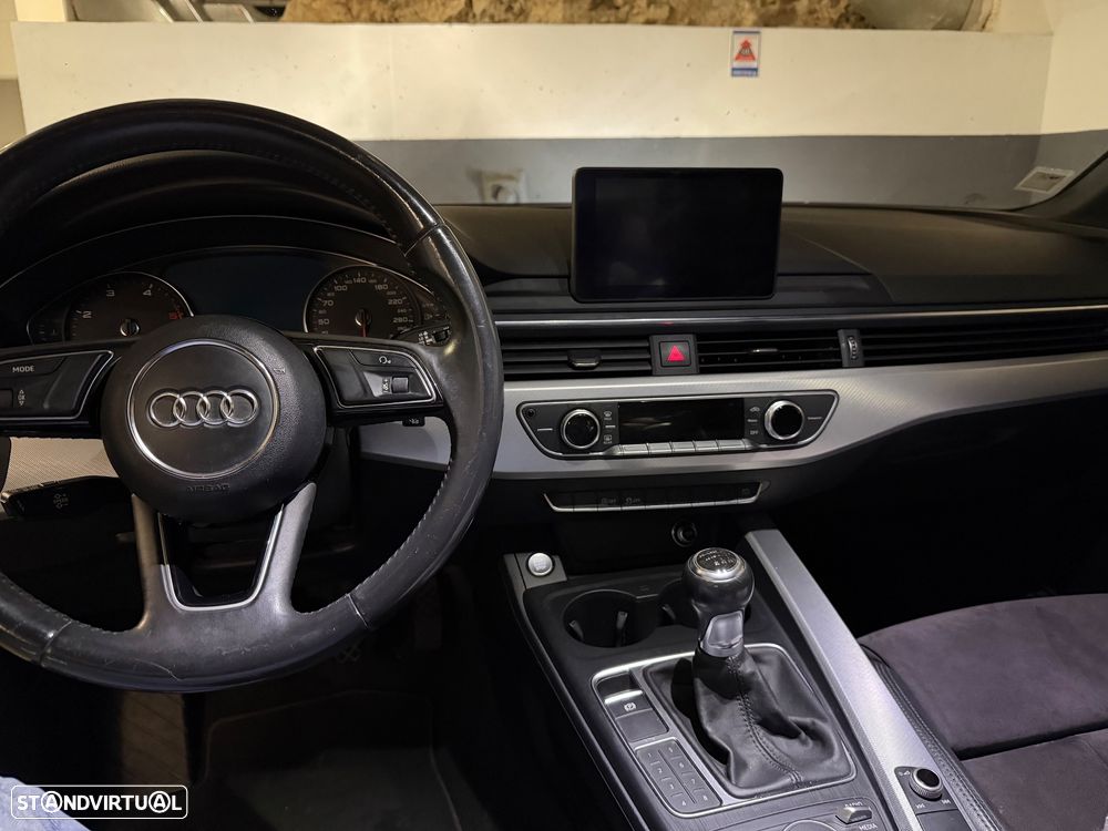 Audi A4 2.0 TDI multitronic Business Line Sport - 6