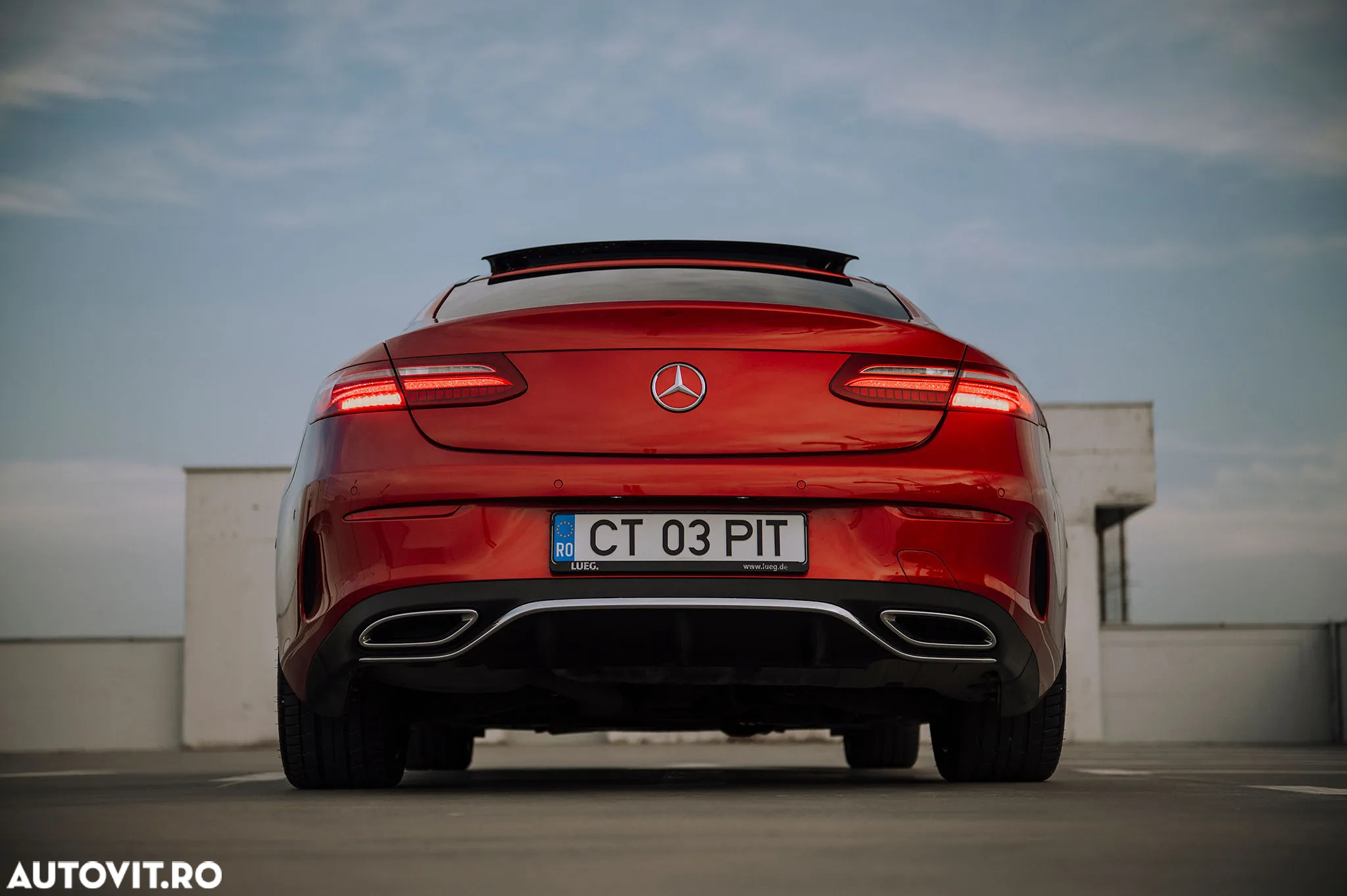 Mercedes-Benz E 220 d Coupe 9G-TRONIC AMG Line - 13