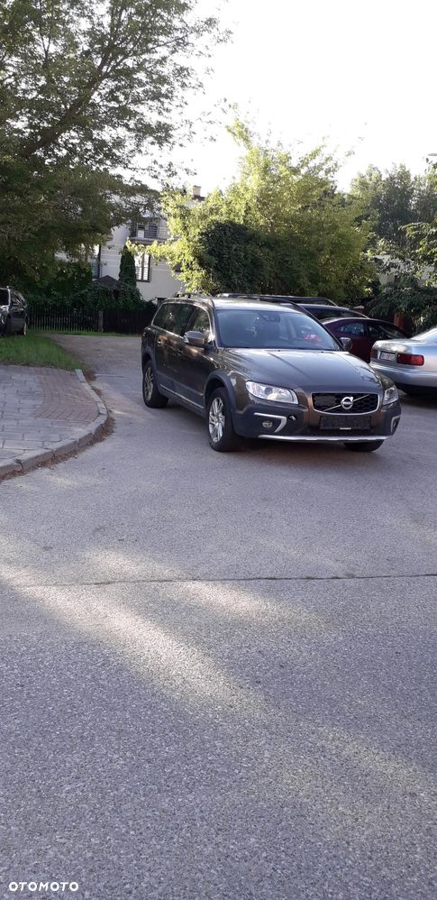 Volvo XC 70 - 1