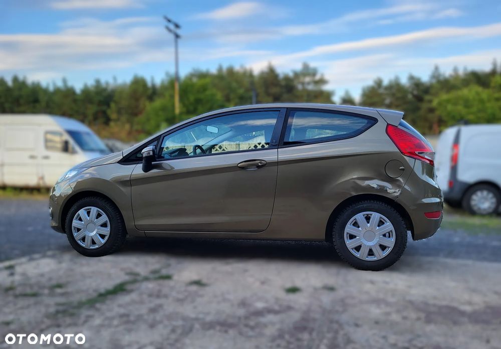 Ford Fiesta - 7