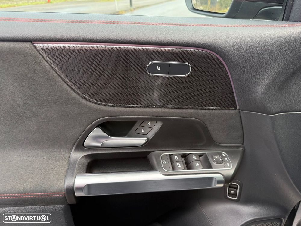 Mercedes-Benz GLB 180 d AMG Line - 13